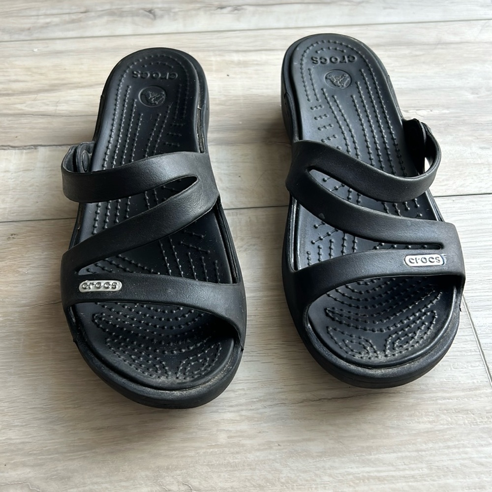 Crocs 6 black slide